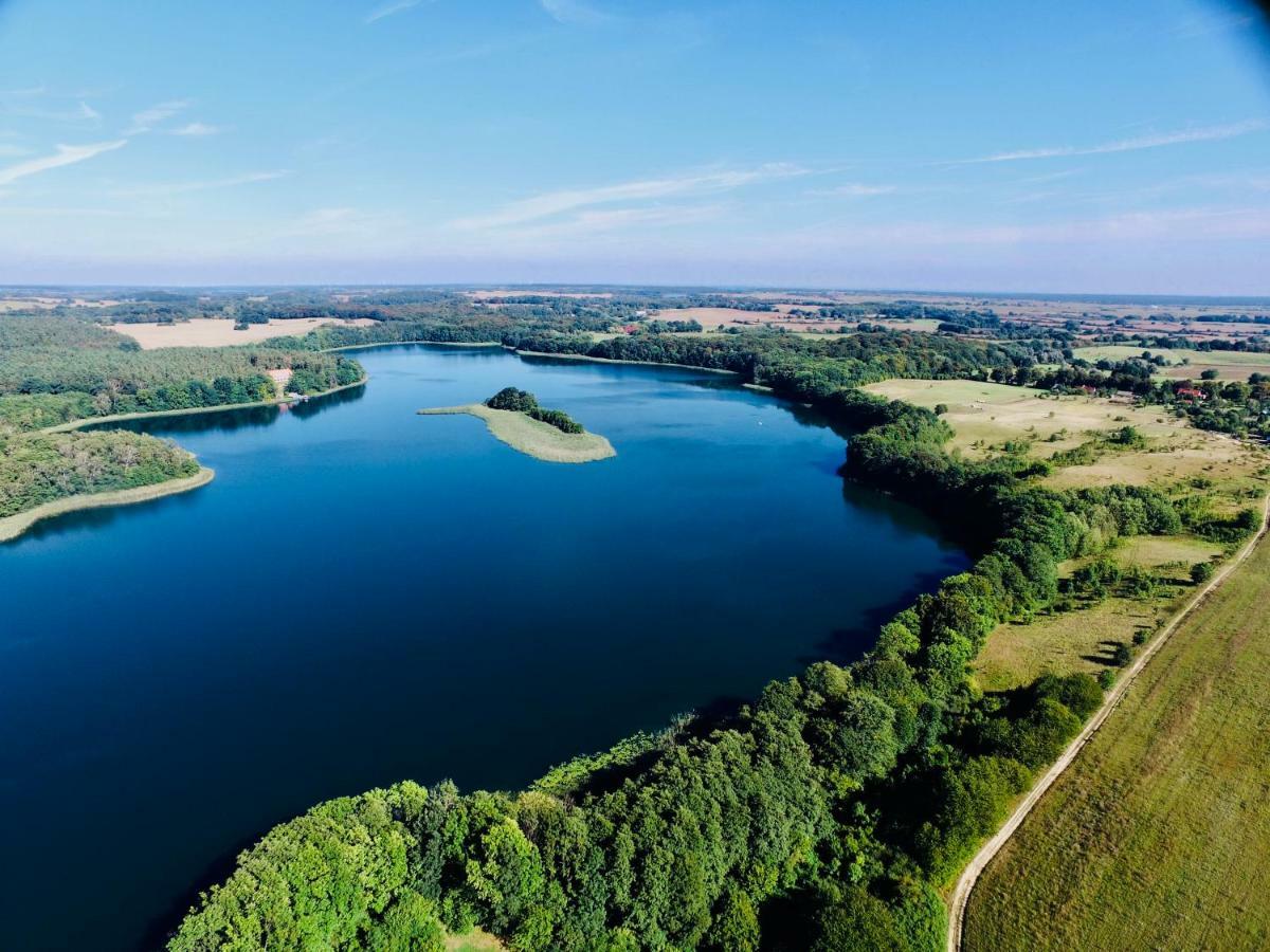 Landhaus Schoenhof Feldberger Seenlandschaft Esterno foto